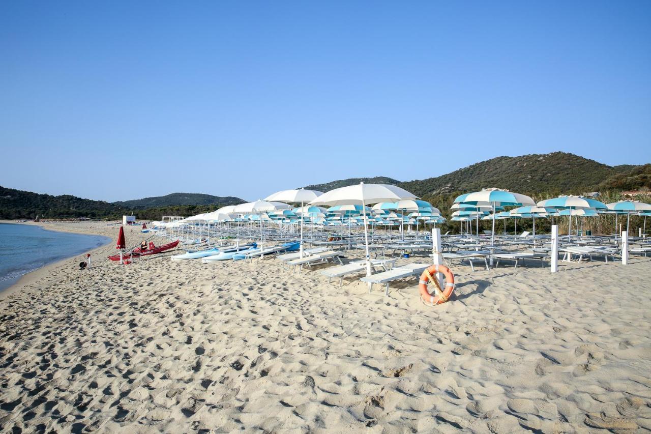 Limone Beach Resort Castiadas Exterior foto