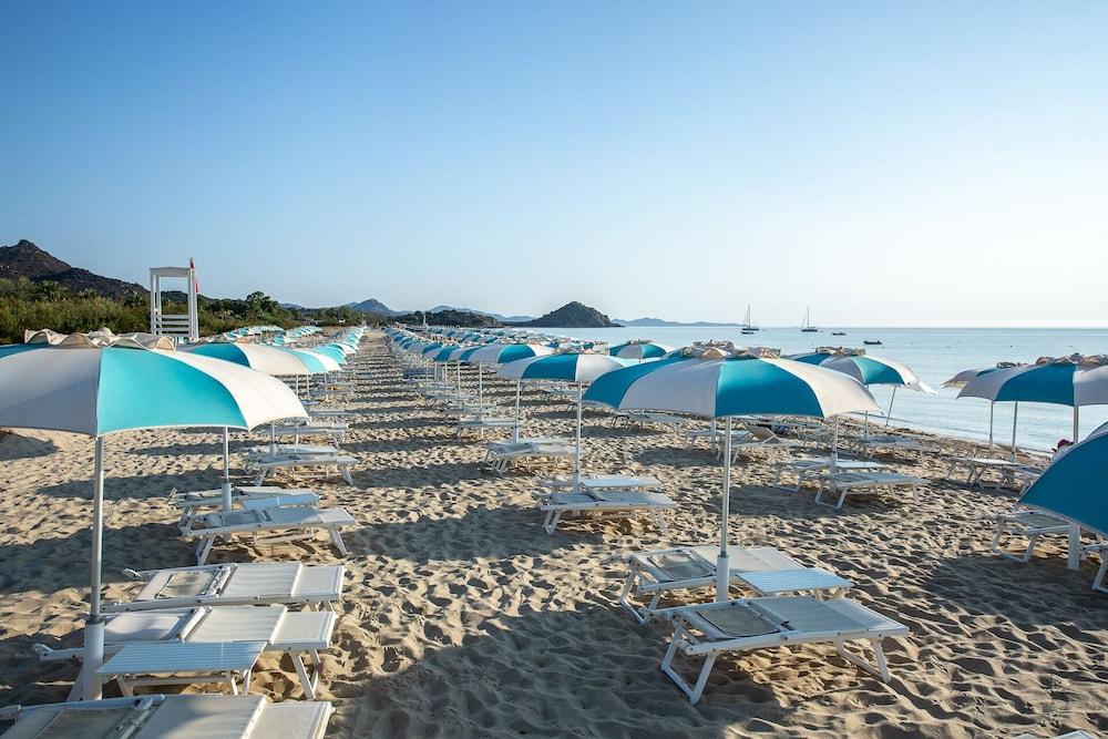 Limone Beach Resort Castiadas Exterior foto
